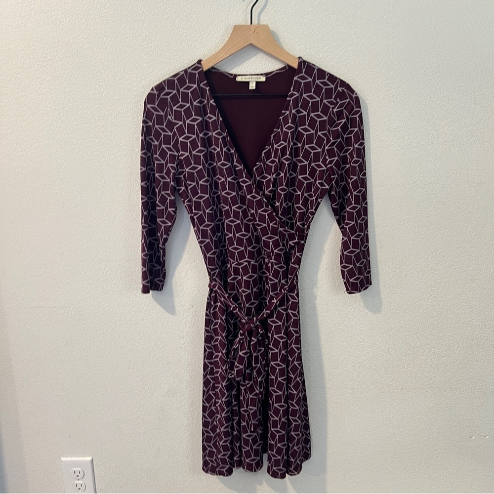 41 Hawthorn Purple Geometric Printed 3/4 Sleeve V Neck Faux Wrap Dress Size S